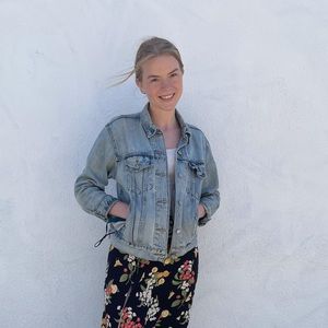 Meet your Posher, Julia